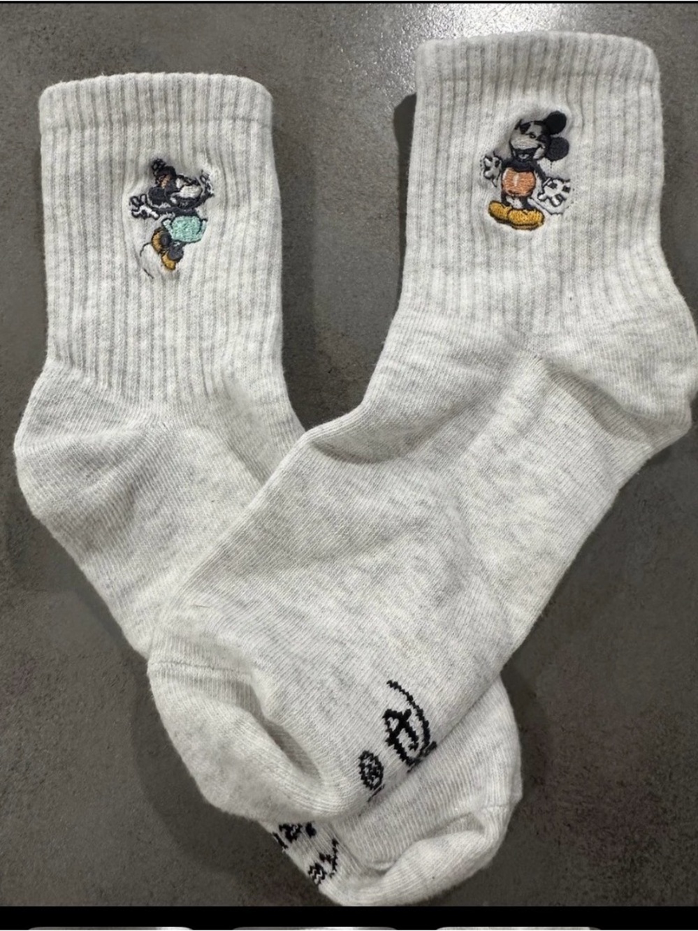 Gray Crew Socks with Embroidered Cartoon Character - girls